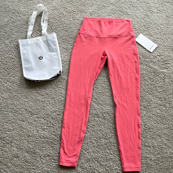 Brand new Lululemon Align HR Legging - Picture 4 of 6